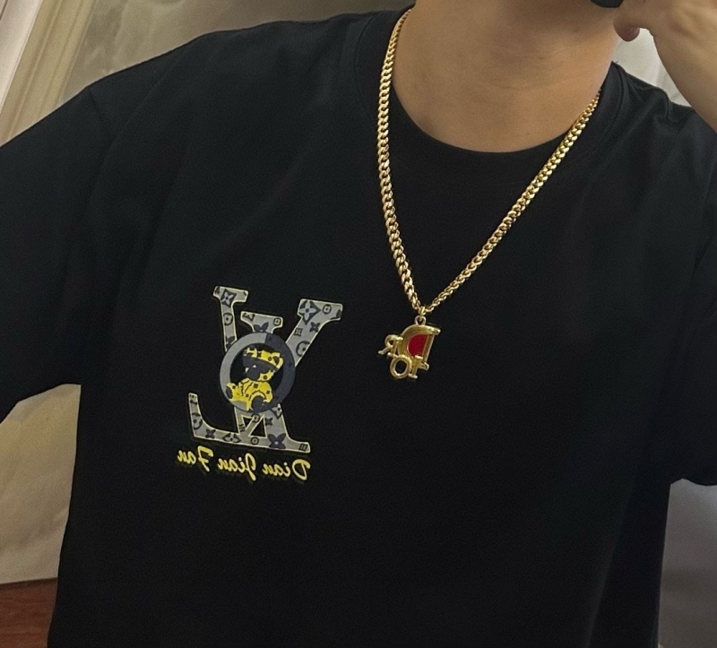 chr1st1an D10r necklaces